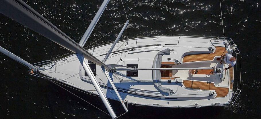 Bavaria Easy 9.7